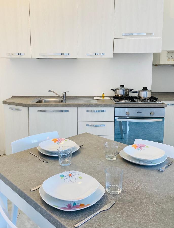Margherita 8 Apartment - Ground Floor 리미니 외부 사진