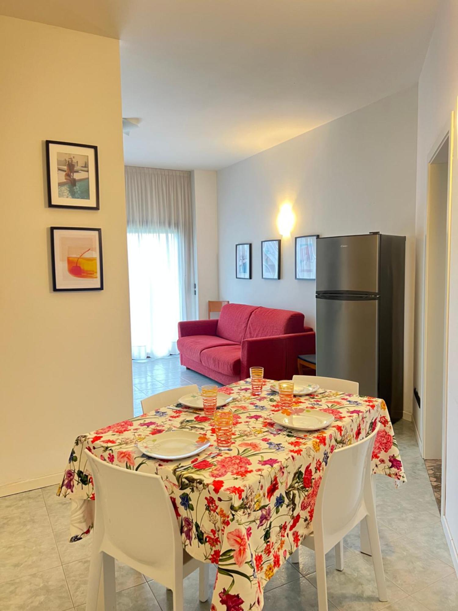 Margherita 8 Apartment - Ground Floor 리미니 외부 사진